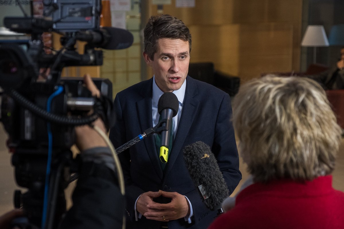 'Allocating A Level grades to students who did not sit exams was never going to be easy. But the government’s solution is a clear fail.'

The #ALevelsResults U-turn will have repercussions for universities and students, say Jack Britton and Ben Waltmann.

ifs.org.uk/publications/1…