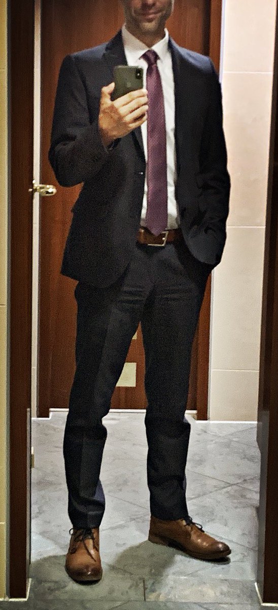 mitWorte's tweet photo. Wednesday is #suitsday this time. https://t.co/qO0zIpj8LM