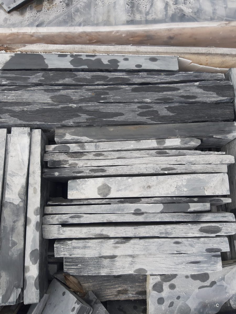 ContecSouthWest's tweet image. 🎉Available whilst stocks last, our thin Cropped Celtic Slate #WallingStone is now just £49/m².

Don’t miss out on this #specialoffer! 👀🤩👏

1st/2nd image is our thin Cropped Celtic, and 3rd/4th images are of our larger sizes as an example of colour and finish etc.