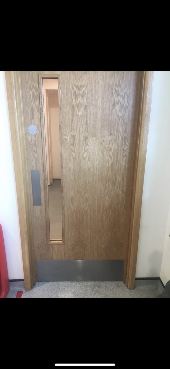 VulcanFire1's tweet photo. #fire #door keep closed . New #firedoor installed today at #amazon  
For all #FireSafety and #Electrical please contact Vulcan fire 🔥 🔥🔥 https://t.co/ztr0fsie82