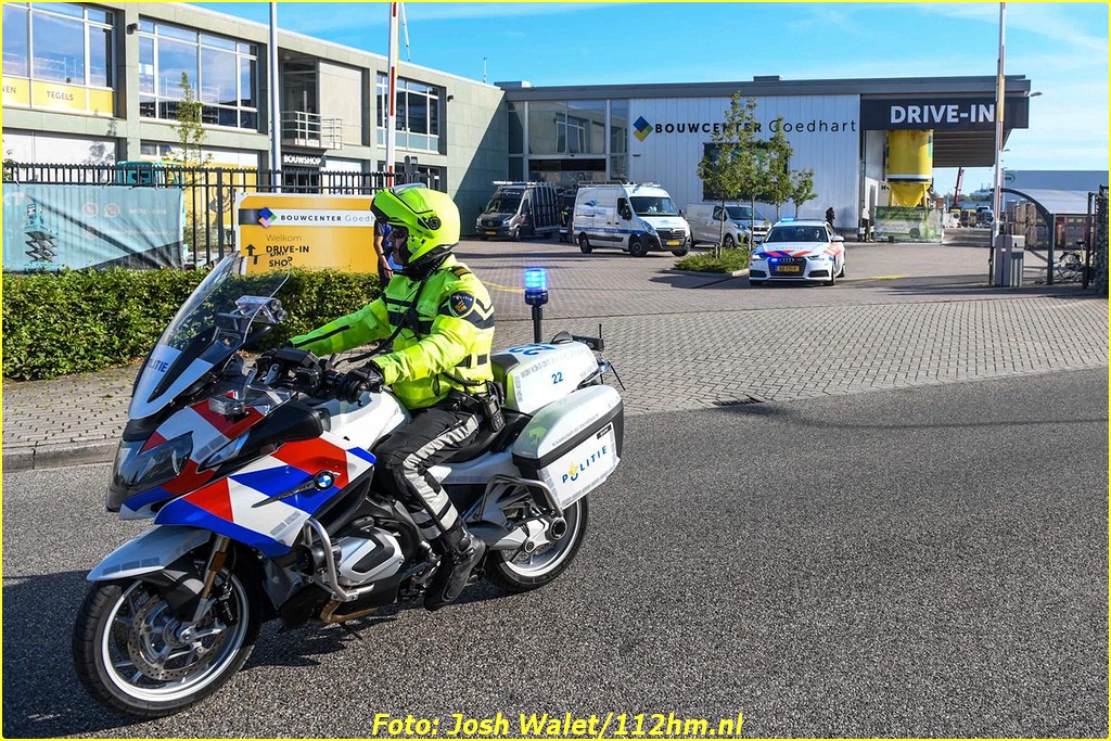 Man zwaargewond bij bedrijfsongeval in Alphen aan den Rijn
traumaheli-mmt.nl/man-zwaargewon…