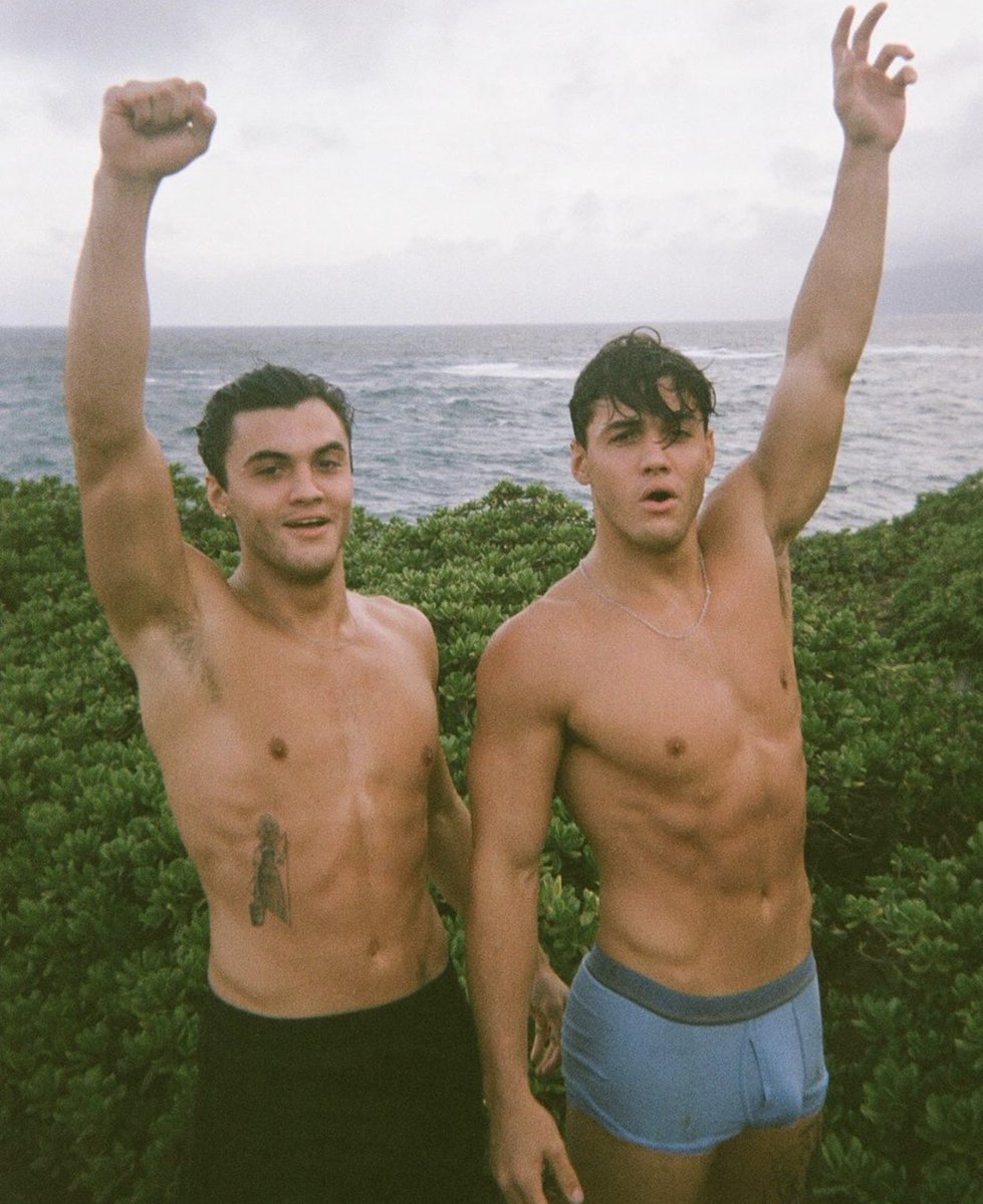 i wanna go back e :(