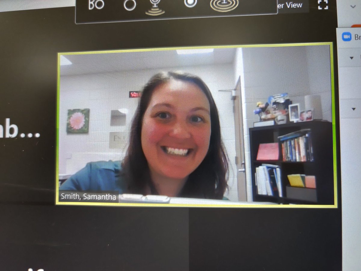 Mrs. Smith tweet media