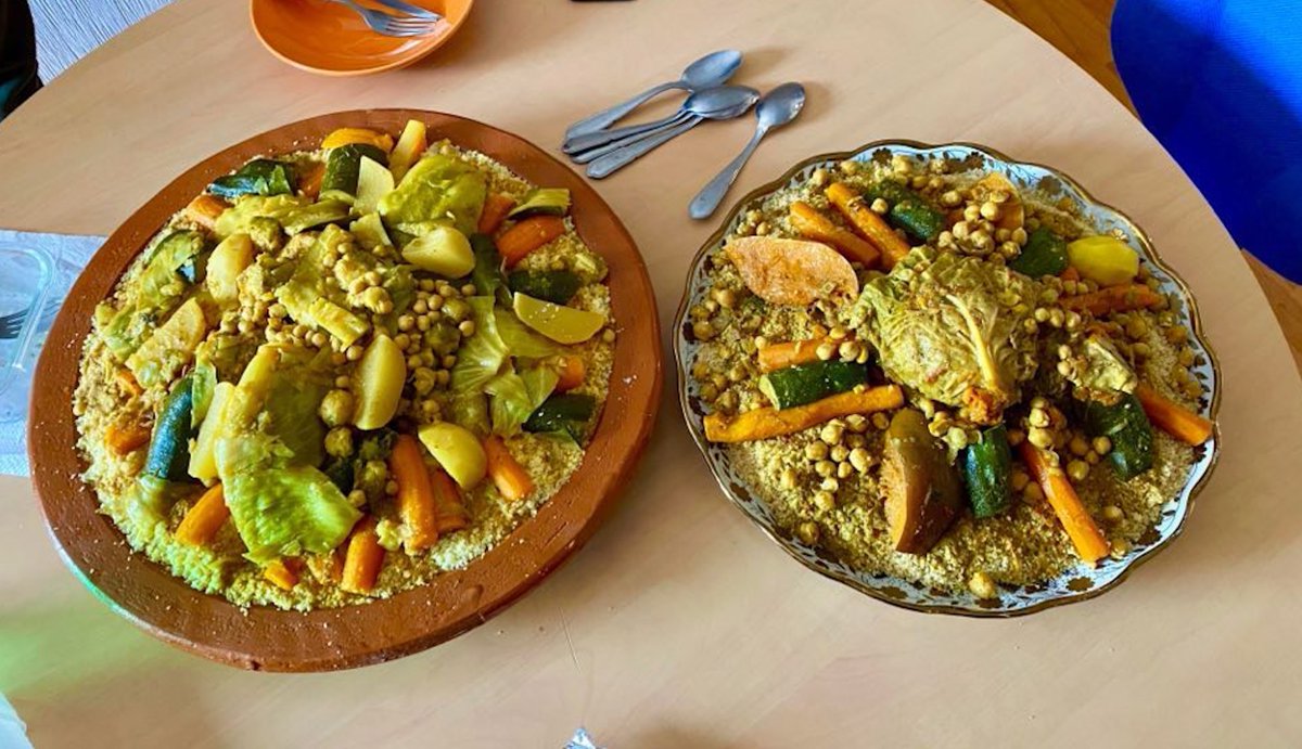 Ce midi chez #AAAFORMATIONS c'est repas fait par deux des stagiaires ... Merci à Radouane et Yassine pour ce moment de convivialité. Ca c'est l'esprit #AAAFORMATIONS #COUSCOUS #CONVIVIALITE #ESPRITDEGROUPE