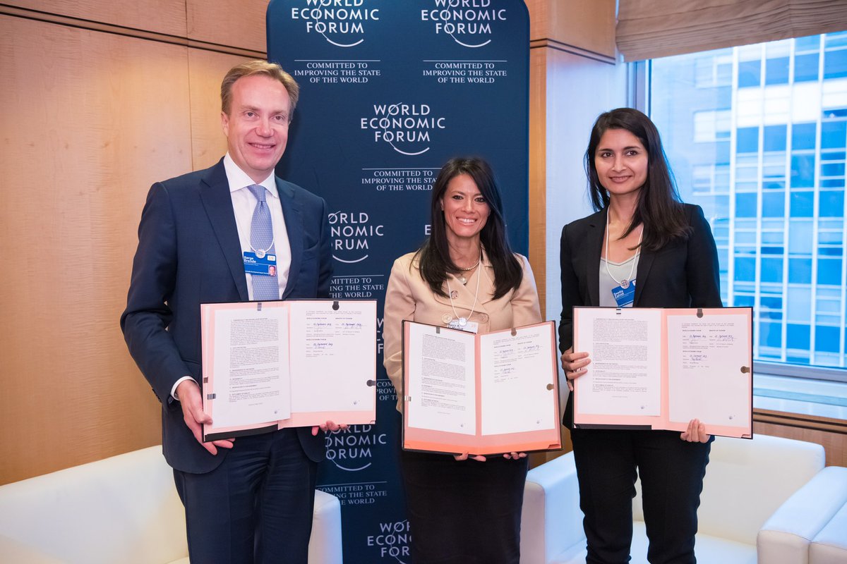 RaniaAlMashat's tweet photo. Proud that #Egypt is the 1st country in Africa &amp; the Middle East to launch “Closing the Gender Gap Accelerator” with @ncwegypt &amp; @wef, a National public-private collaboration model that enables governments &amp; businesses to take decisive action on closing economic gender gaps. https://t.co/IWbqxuO5cs