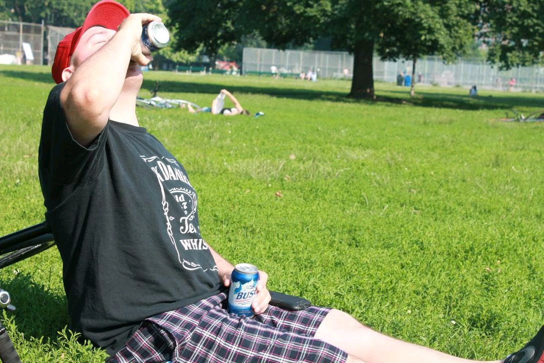Let's hope this paves the WAY for an IPA or a craft soda in Strathcona.

"Having a quiet beer in a park is fine, but a fine for having a quiet beer is not, Premier Doug Ford says."

buff.ly/318gFs4 
from Rob Ferguson  <a href="/TorontoStar/">Toronto Star</a>

#613beer #monottawa #myottawa #parkbeers