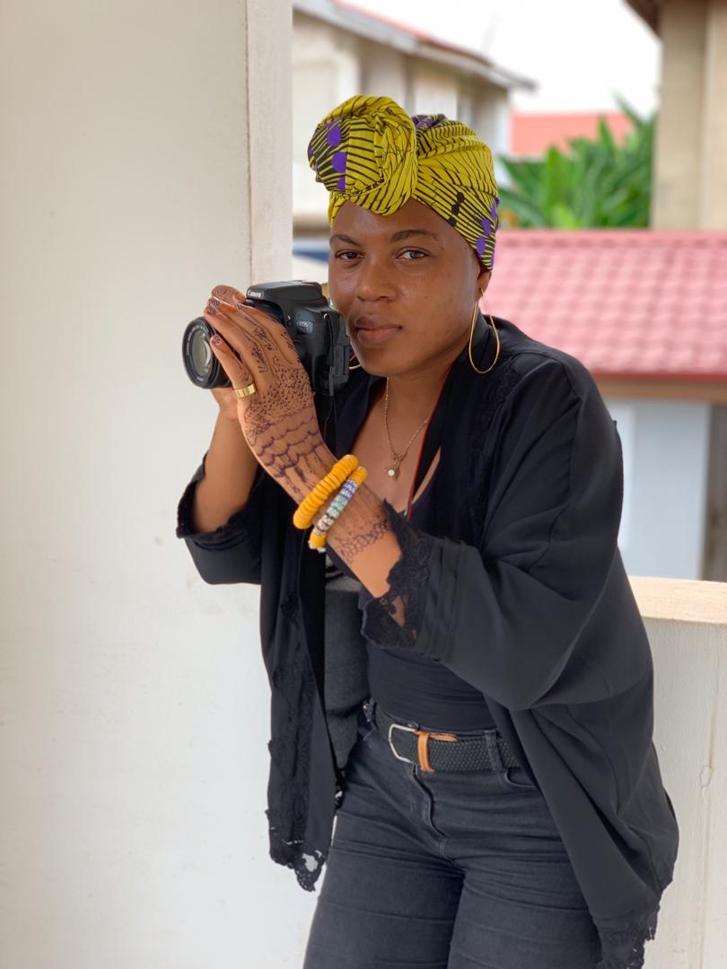 unlockingwat1's tweet photo. We celebrate #photographyday by honoring Fafa Pomaney (UWAT’17 Alumna ) our wonder woman videographer. Fafa takes all the beautiful photos &amp; videos you see on our platforms. When asked what she loves about photography she says "I shoot people but they don’t die,it’ll be a memory" https://t.co/vj9RchBC8I