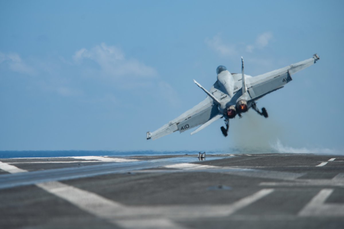 NAVAIRNews's tweet photo. F/A-18 Hornet and E-2/C-2 aircraft landing gear will be re-worked and returned to airframes much faster and at a lower cost thanks to initiative by #FRCSW and @DLAMIL to establish Flexible Manufacturing Cell. #MakeAnImpact
Read the 📰 here: https://t.co/sTvsdCoQiu https://t.co/ODwGamzhkp