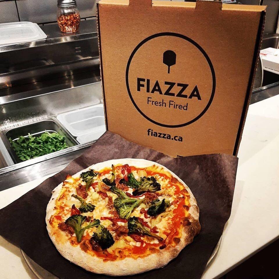 westboroBIA's tweet image. 🍕GIVEAWAY: Win $50 in Pizza to @FiazzaFreshFire Westboro!

Come enjoy their patio! ☀️

To enter, do all 3:

♻️ RT

👋 Follow @westboroBIA

🍍👇 Tell us below: Yes or No — does pineapple belong on pizza? 😬 *straps on helmet*

Looking at you, @StuntmanStu!

Winner drawn Saturday!