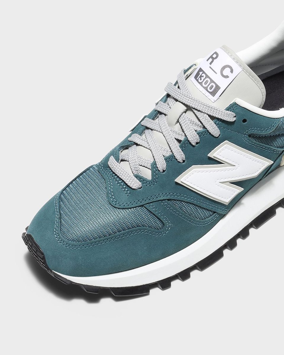 titoloshop's tweet photo. #lastSizes 🔥 Tokyo Design Studio x New Balance R_C1300 #MallardBlue
get yours NOW ➡️ https://t.co/6CeTmncU6y
sizerun 🏃🏾 US 7.5 (40.5) - US 12 (46)
🔎 MS1300TG
#titoloSHOP
#newbalance
#tokyodesignstudio 
#rc1300 https://t.co/dW98ezupWm
