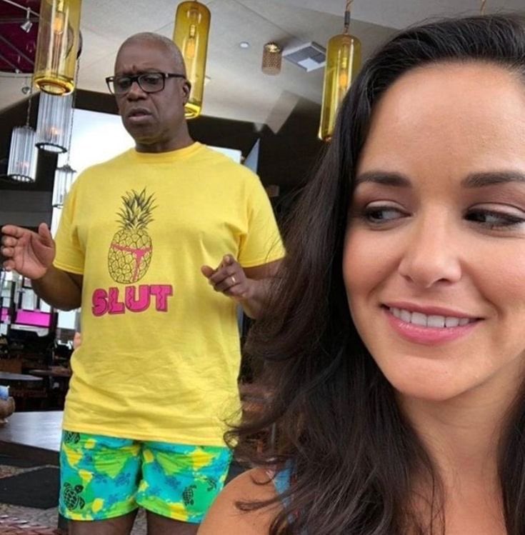   HAPPY BIRTHDAY TO OUR QUEEN MELISSA FUMERO!! 