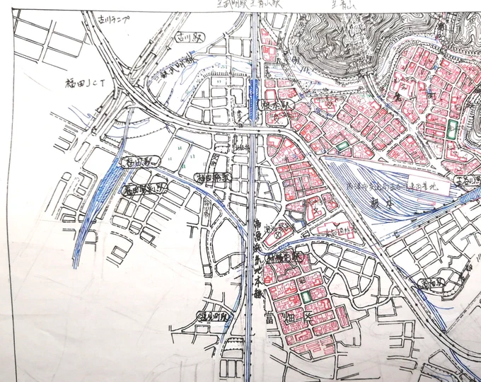 人の名前を見ると地名にしたくなる空想地図作家の癖が炸裂している場所。福田、根本、古川、逸見(へんみ)はいずれも友人知人の苗字から拝借している。 #空想地図 #架空地図 #鷹津市 