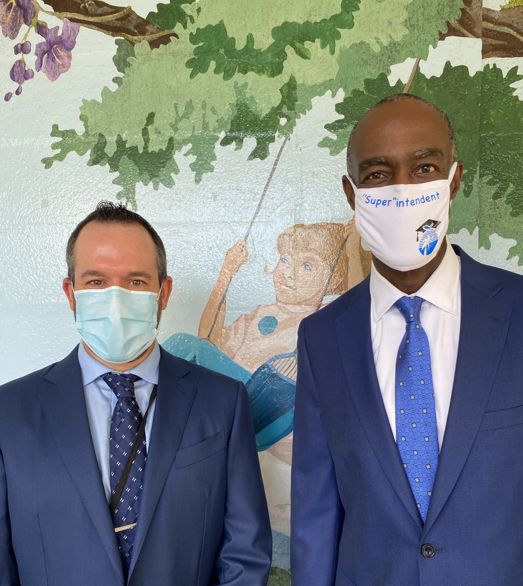 We were honored to welcome our Superintendent @RobertwRuncie to kick off the new school year.  Patience, determination, &amp; each other’s support will make this a successful year! #KnowNova #BCPSeLearning