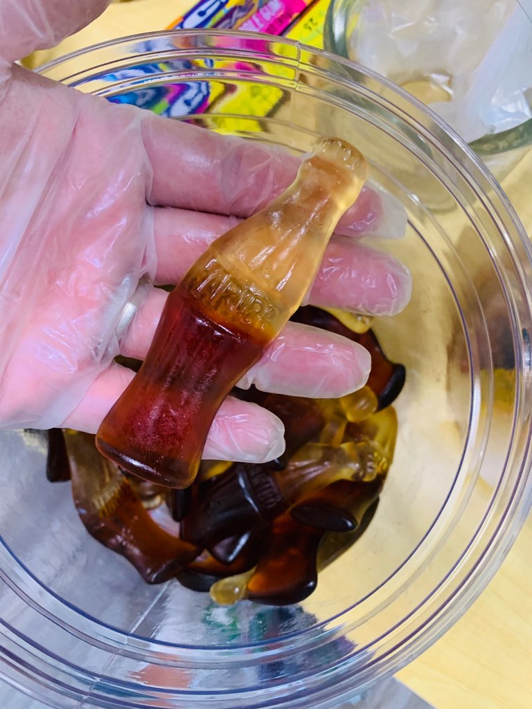 CandyStashSweets&Treats tweet media