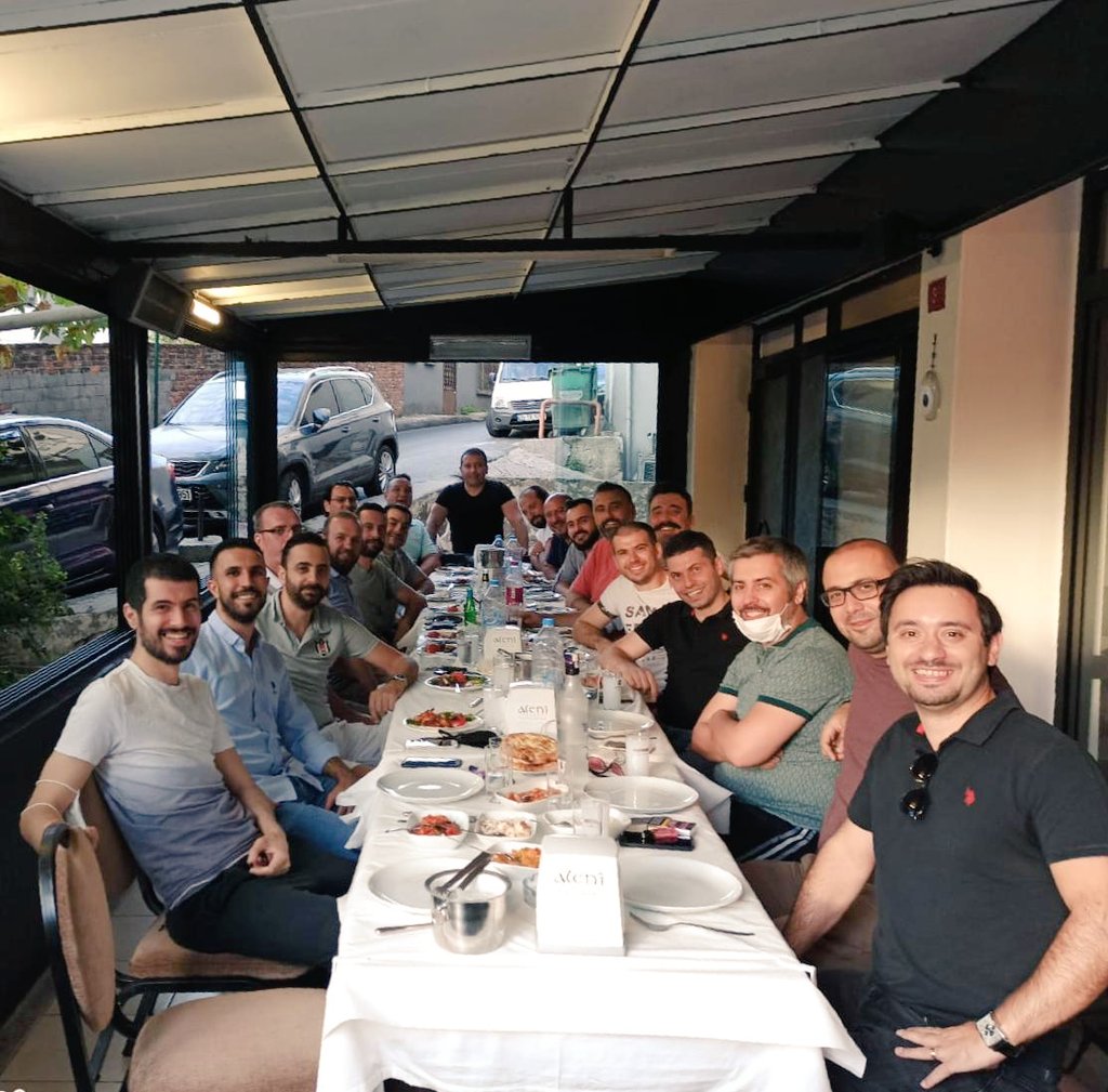 ertutan's tweet photo. Önce dostluk, Önce Besiktas! https://t.co/1hLxcr4aUc