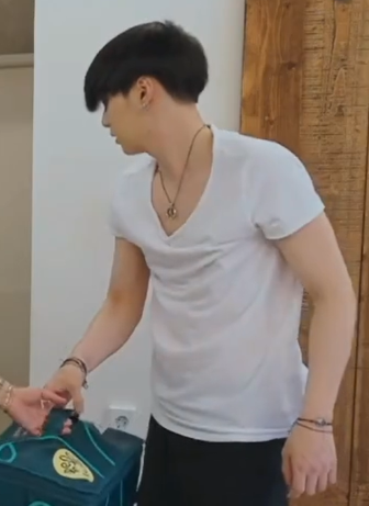 yoongi in the white shirt: a thread