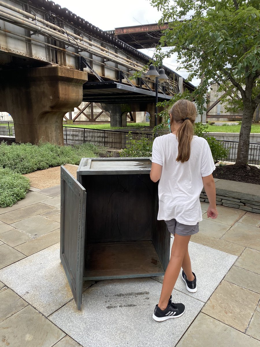 KatherineJRVA's tweet image. Really enjoyed our fam outing on #lowline We need more investment in our parks, esp. the James which serves our residents &amp;amp; creates tourism $. I’d use my experience as an urban design project manager to champion successful @JRAvirginia &amp;amp; @Richmond300 master plan implementation