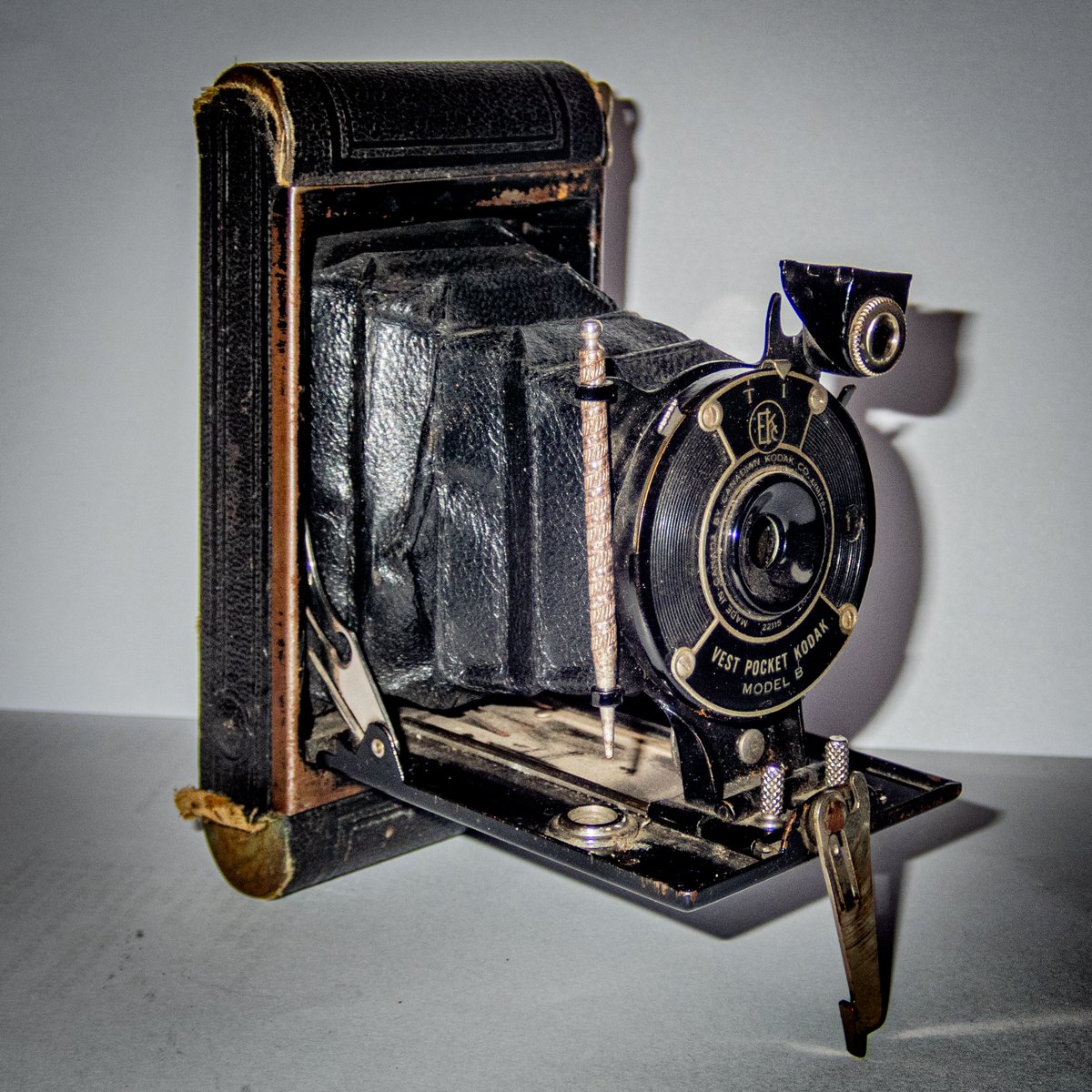 Robin Baker tweet media