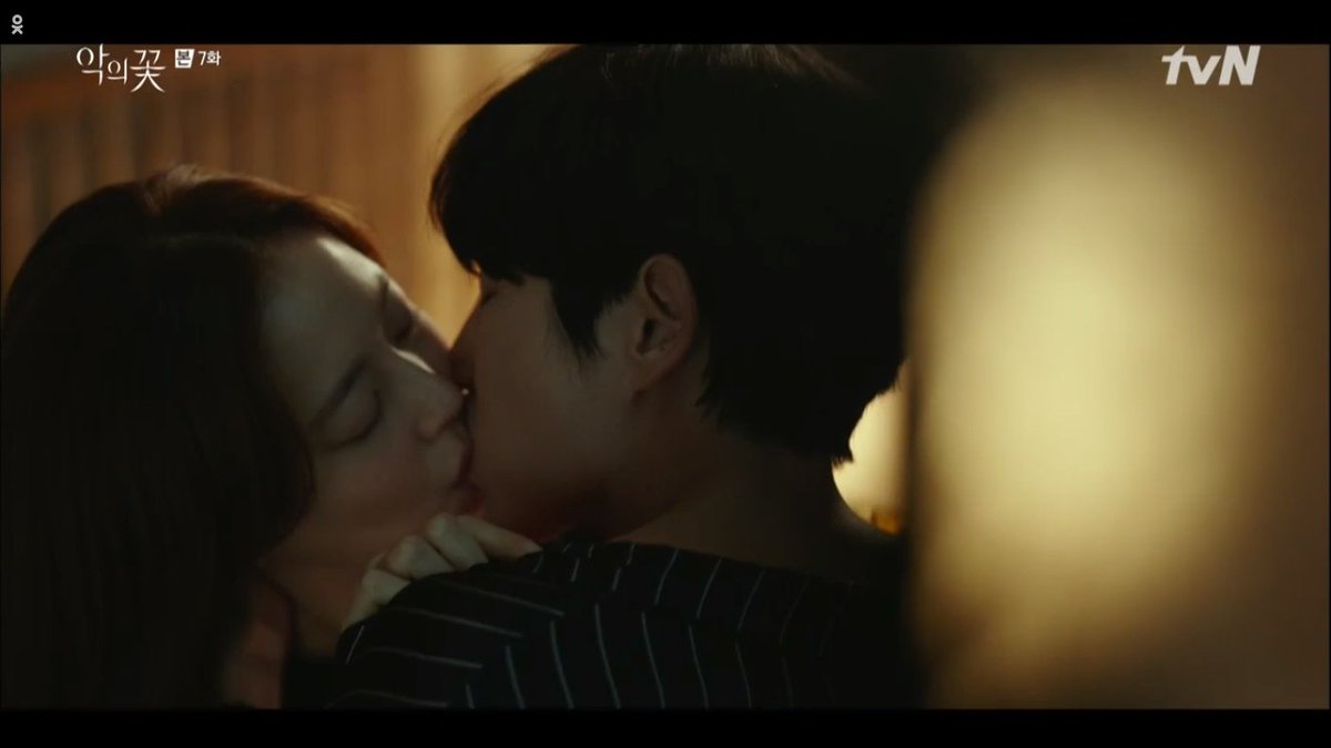 OMG  #FlowerOfEvil  #FlowerOfEvilEp7  #악의꽃  #MoonChaeWon  #문채원  #LeeJoonGi  #이준기