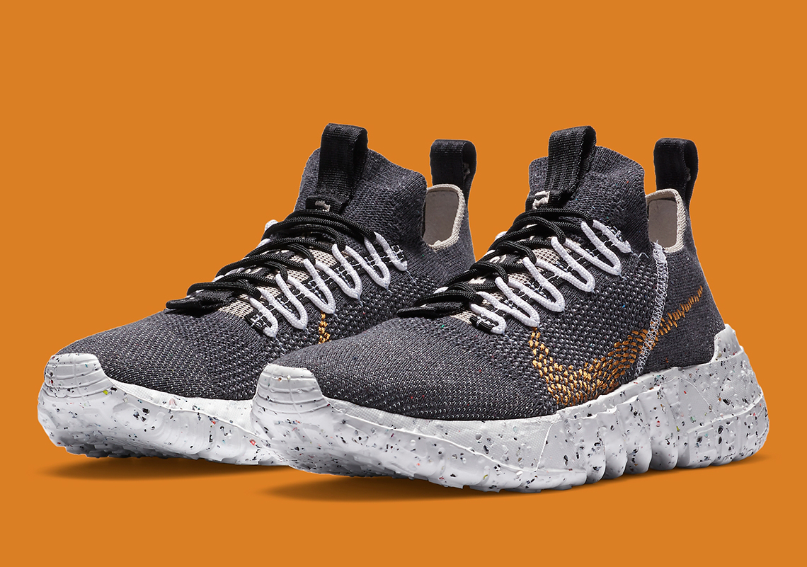 YeezyBoost04's tweet photo. Nike Space Hippie 01 “BlackWheat” 
🗓️ August 20 💲$130
🔑https://t.co/PYbubXbH7F https://t.co/VQJRuZtLfe