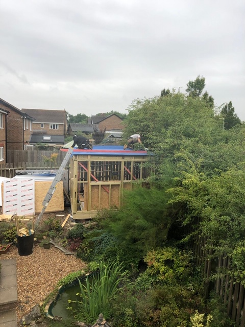 AJWDistribution's tweet photo. What a difference a few days can make!
The structure of this home office is coming together nicely. It won’t be long now until the #Roof can go on and add the @CedralUK cladding.
#Projects #HomeIdeas #CedralCladding https://t.co/cUajRzXNY6