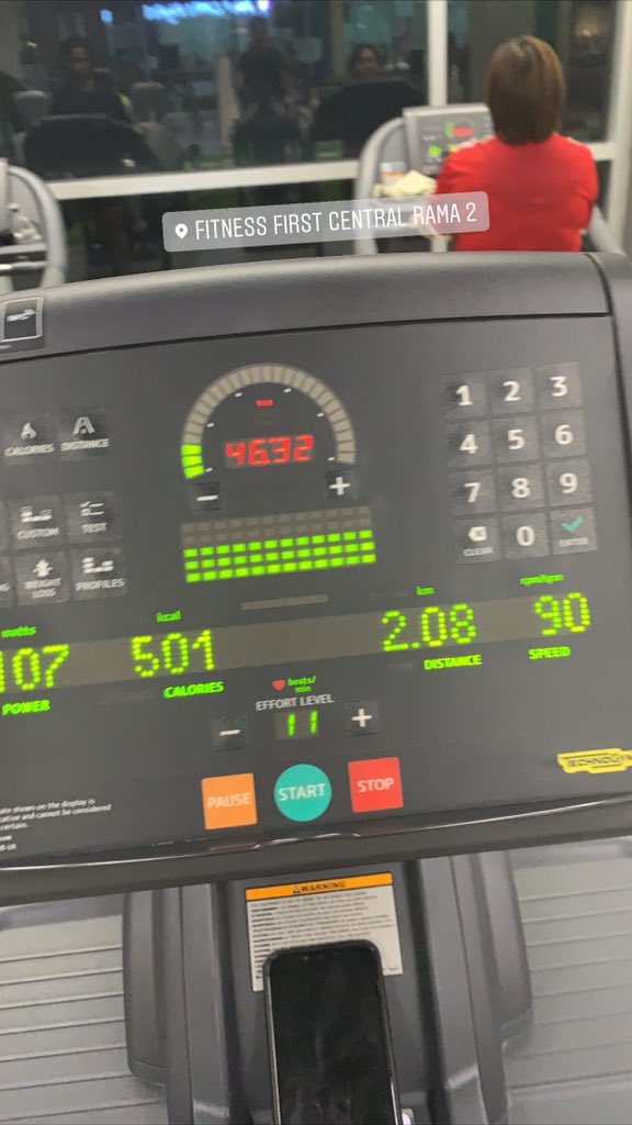 sandwiz's tweet image. Cadio บนเครื่อง Sky walk 45 นาที
เล่น ROV ไปสองเกมส์ เพลินๆ
กิน L-Carnitine ก่อน 30 นาที
#HowToPerfect #ลดความอ้วน