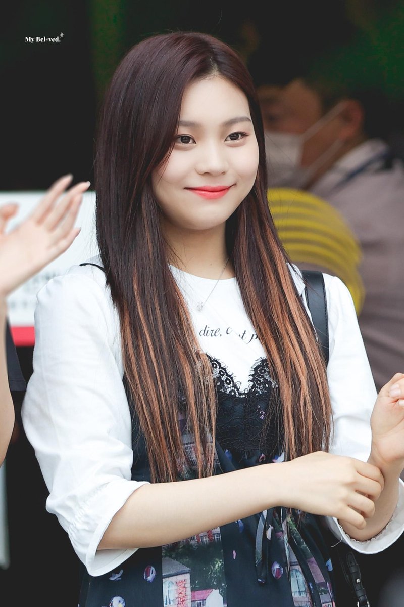 🐹 HAPPY UMJI DAY 🐹
늦게 오는 축복ㅠㅠ
기쁘고 즐거운일만 , 가득하세요✨ 웃어요 웃어ㅋㅋㅋ

𝐌𝐎𝐑𝐄👉🏻 mybeloved1004.tistory.com/m/40

#HappyYeSistersDay
#팔월에_피어난_예린이라는_꽃
#빛나는_여름날의_싱그러운_예원아
#GFRIEND #여자친구 #UMJI #엄지