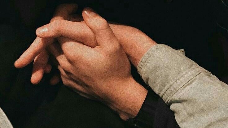 cherrynonu's tweet photo. ㅡMeanie AU

Wonwoo dan Mingyu,
satu angkatan,
satu fakultas,
satu organisasi,
bahkan satu dosen pembimbing.

Tapi satu kampus juga tau kalau mereka gak bisa disatuin,
gak pernah satu pendapat,
gak bisa satu ruangan.

Tapi satu kampus gak tau,
kalau ternyata mereka itu pacaran.. https://t.co/ncvSGS99PB
