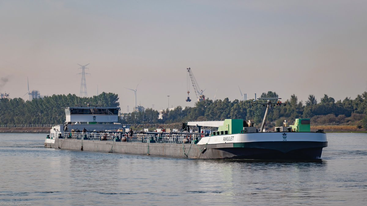 AMS had an ISO 9001: 2015 audit at the office today. John van Wageningen, captain from the barge Amulet, joined the audit and explained how ISO is not just a paper issue in the office but is also efficiently implemented on board. 
#AMS #ISO #MaritimeVisionaries #Inlandshipping