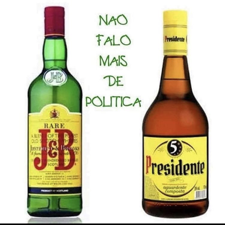 LRobotizada's tweet photo. Não quero mais falar de política,quero falar é de bebida🥃🍾 #JBuísque #MelhorUísque #JBpresidente https://t.co/WGDvKKaaLZ