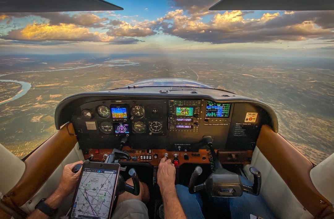 JeppForeFlight's tweet photo. Today is one of our favorite days - #NationalAviationDay ! 😍 How are you celebrating? 
📷 : @aviation101film https://t.co/WkQ6qEzaFR