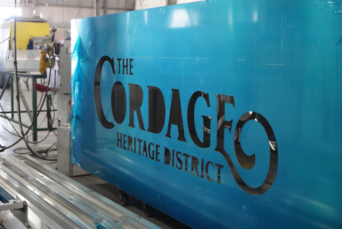 PrideSignsltd's tweet photo. We’re pretty excited to have the opportunity to help reface a landmark in @city_of_brantford ...Is coming along nicely.... 😍 @forgeandfoster_ .
.
.
.
#cityofbrantford #signsbypridesigns #teampridesigns #forgeandfoster https://t.co/eXJpytAzzA