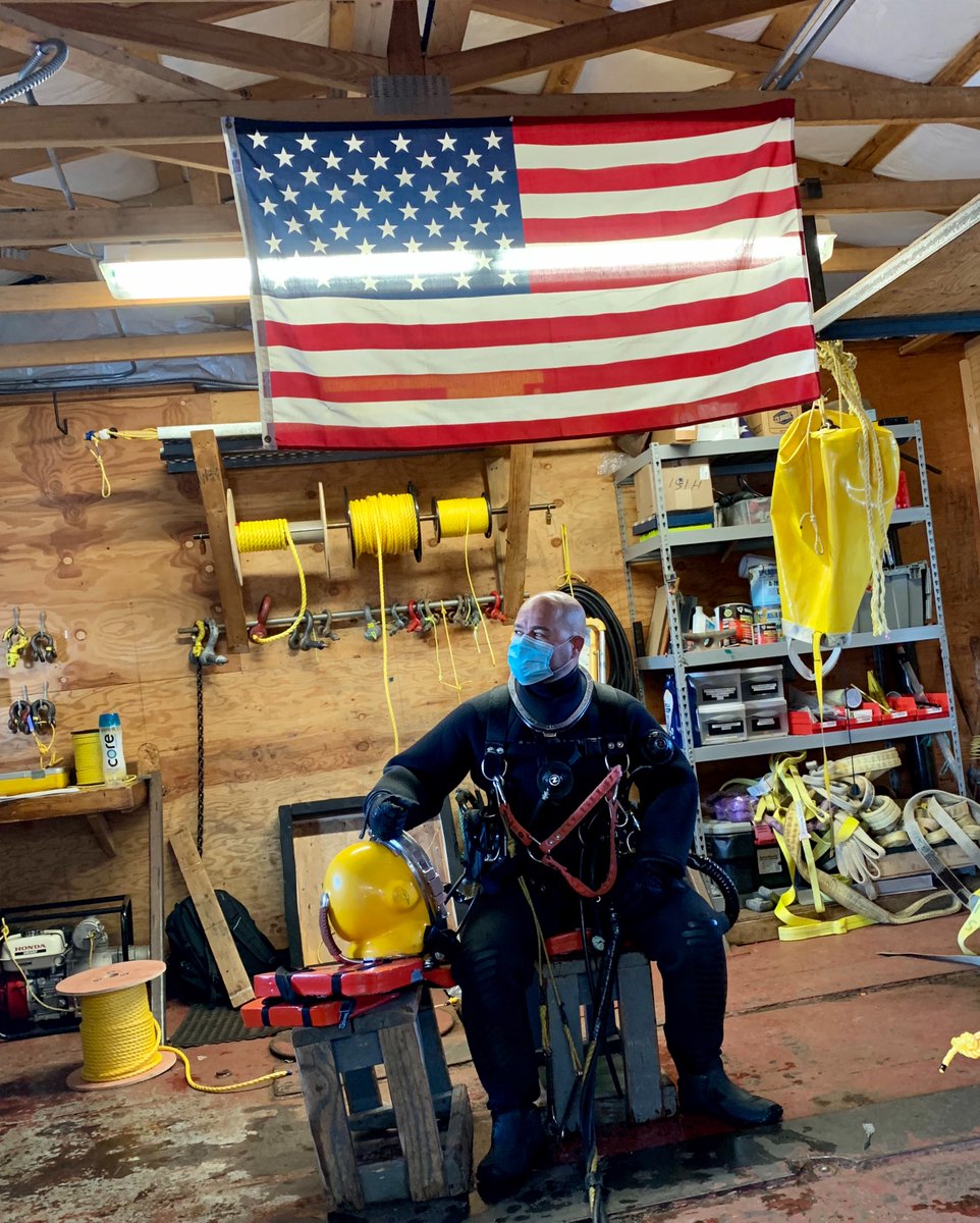 DiversInstitute's tweet photo. 🇺🇸 🌊 ⚓️
#diversinstitute #ditstudents #commercialdiving #commercialdiver #underwaterwelding #underwater #salvage #notadeskjob #veterancareer #veteranownedandoperated #career https://t.co/PZ0H52RNQI
