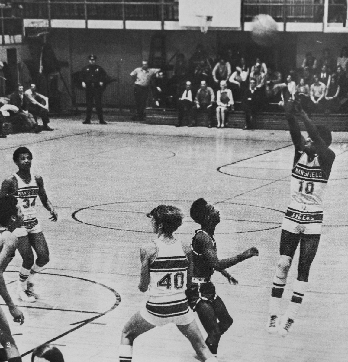 Always remember to take the shot! 🏀 #TBT #1971 #HearUsRoar