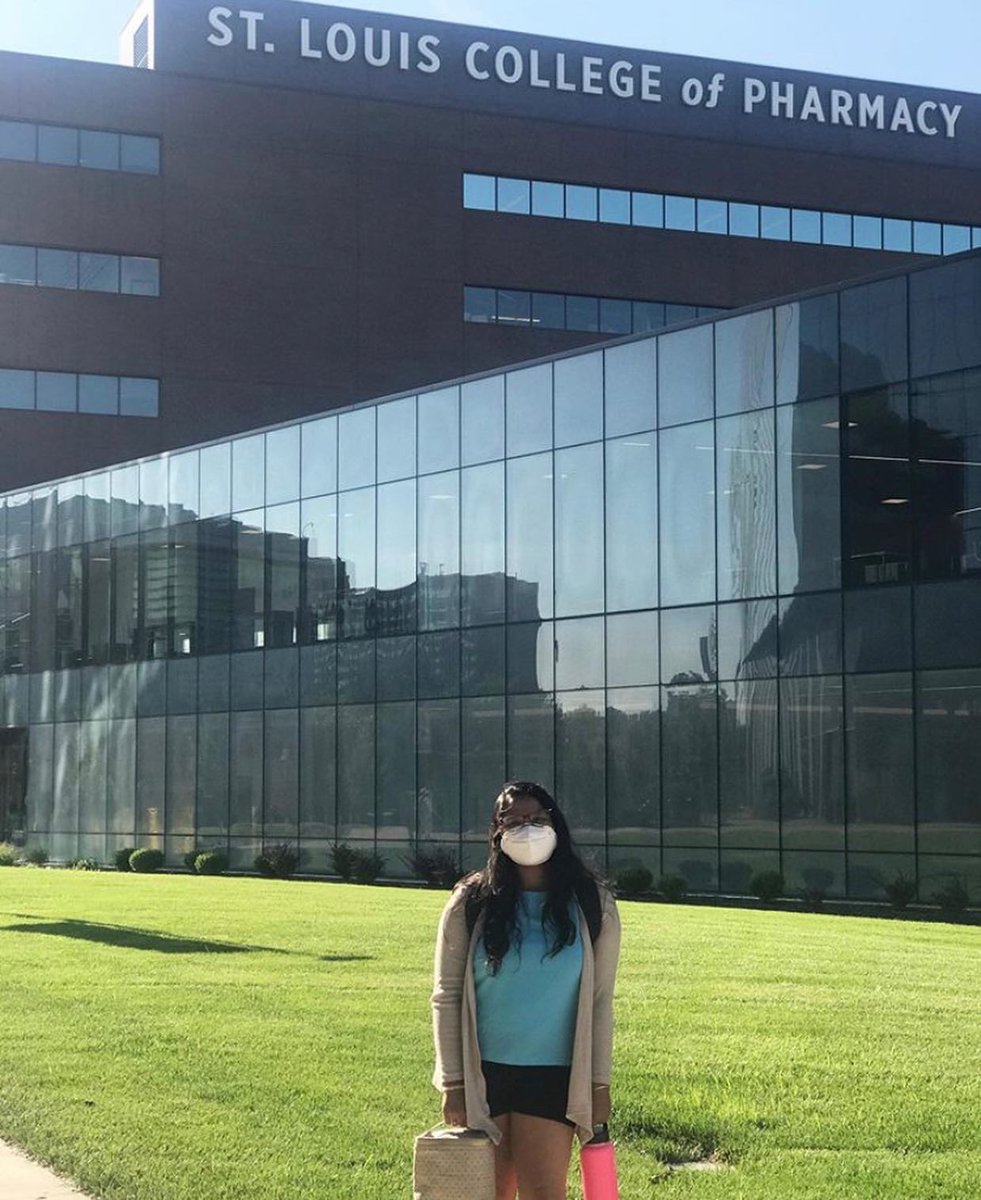 UHSPedu's tweet photo. Welcome back! 💜

We love seeing your smiling faces even if it’s from behind a mask or computer screen. 

Photos via Instagram from gavin.exe, ashleyy_m98, nicole.christy and blonde_and_birdy

#STLCOP #STLCOPAlumni https://t.co/312cUFnXFS
