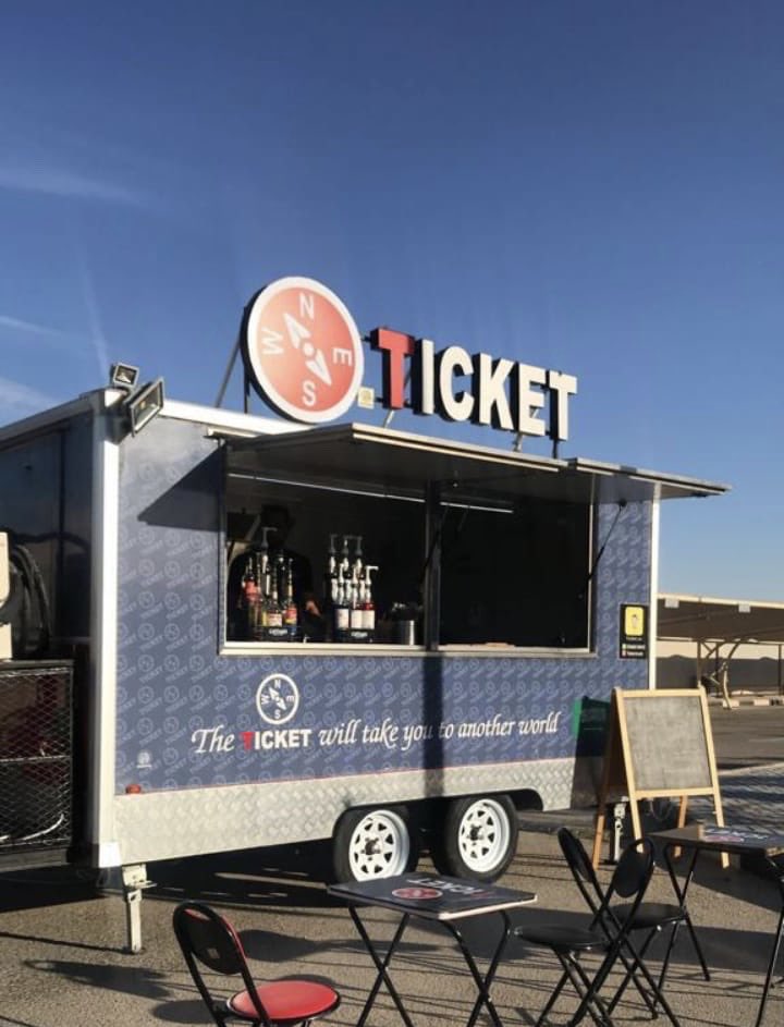 FoodStationSA's tweet photo. جيناكم يا اهل #الأحساء 😍

مع #فودترك تيكت 🍔🚚

عزيمتك صارت أسهل 👌🏻

https://t.co/RGJCw808YG https://t.co/HjIXKYPRvV
