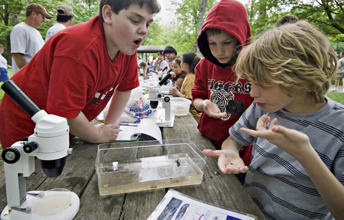 keyworkerkids's tweet image. Does anyone have experience or advice about taking groups on canal boats? We’ve been offered one for educational trips... @CanalRiverTrust @ThamesDiscovery @IWA_UK @UKWaterways @ybw #riverboat