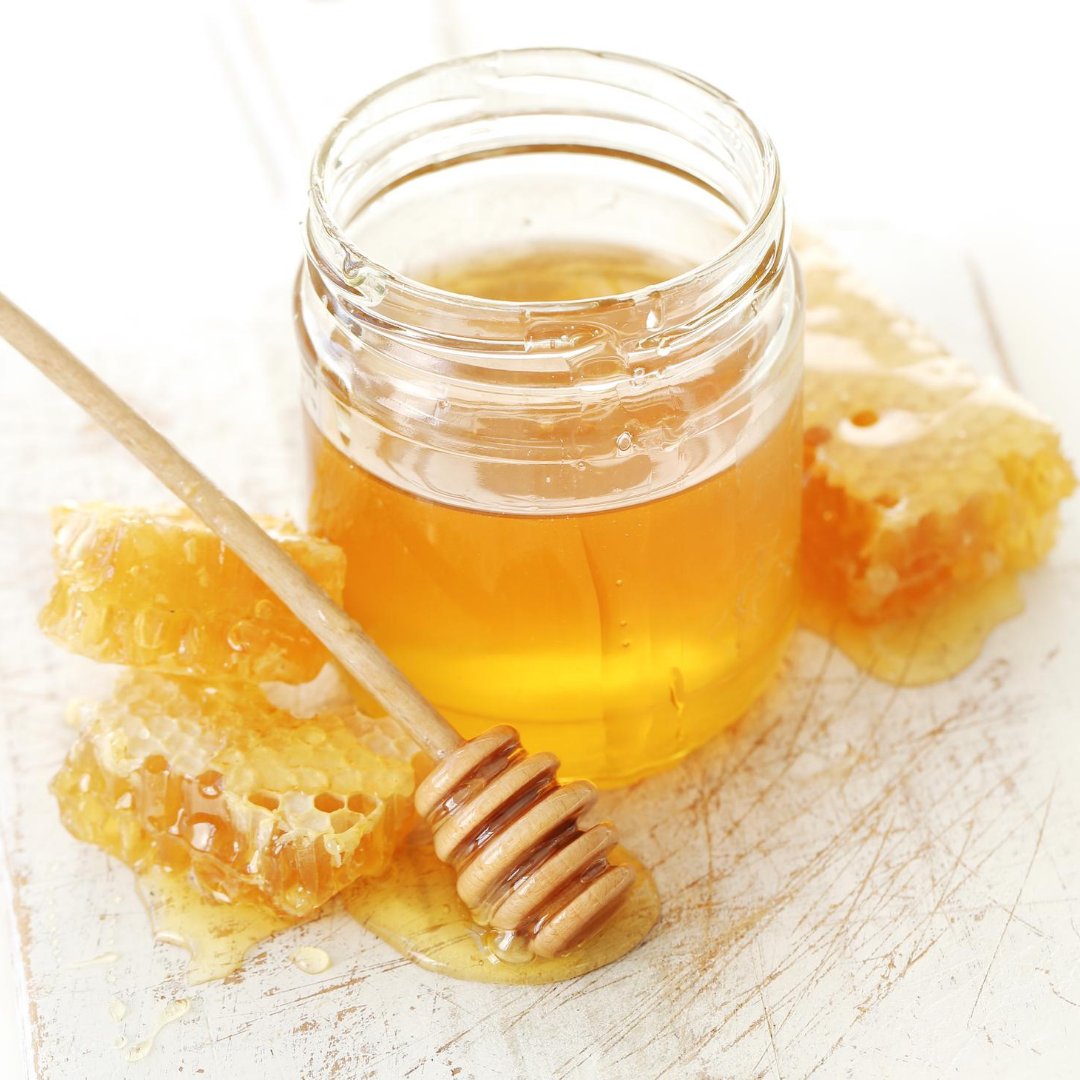 effgroup's tweet image. ⁣Today EFF recognizes the Honey🍯  flavour in honour of #WorldHoneyBeeDay. ⠀
⠀
The honey flavour has a blend of different notes like sweet, fresh and floral taste. Honey is defined as a fresh and floral profile.⠀
⠀
