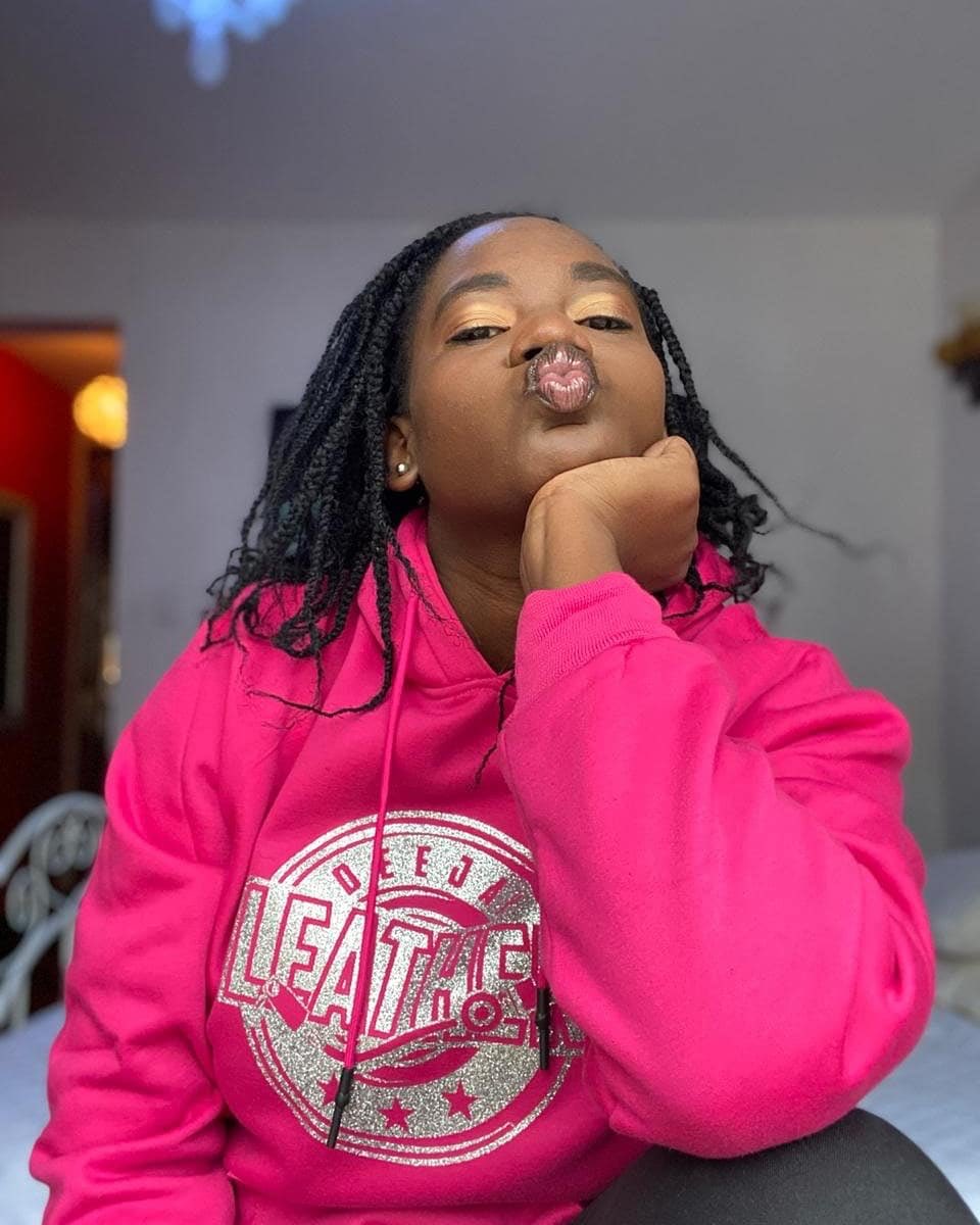 susan_tiema's tweet photo. Thank you for the hoodie @deejay_leather . Order yours today. Available in all colors.
#teamleather https://t.co/W97mdjcgwq
