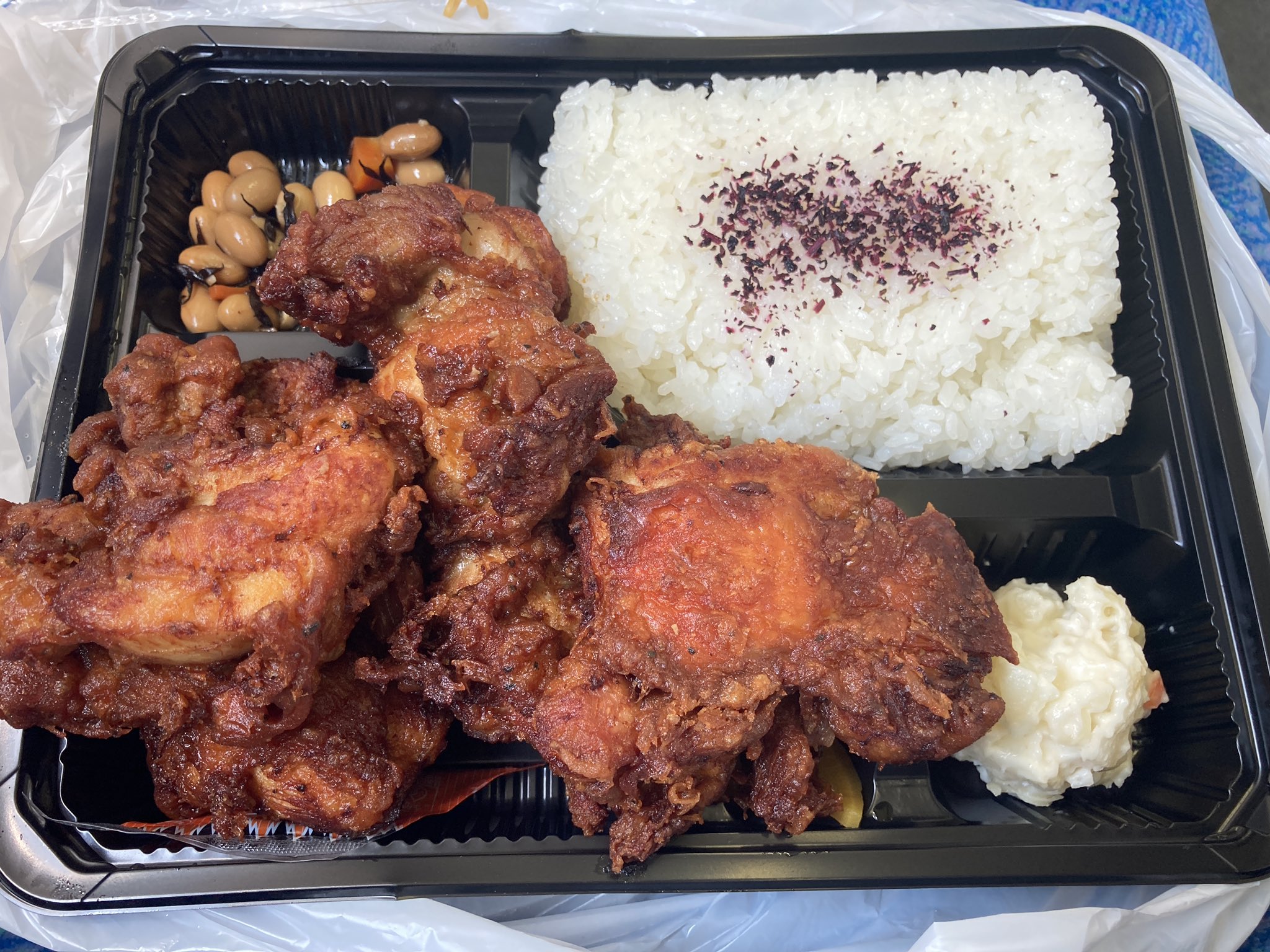 やまとたける でっかい唐揚げ弁当 W これで500円すげ 腹パン デカ盛り からあげ 松阪市 からあげや花 T Co 3xnw8vkqwm Twitter