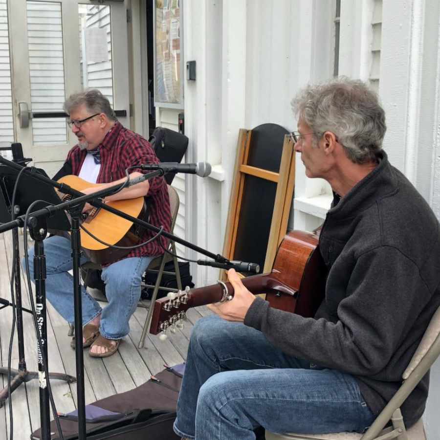 317main's tweet image. Yarmouth Farmers Market Thursday August 20th 3-6pm-ALL the summer veggies, Greeks of Peaks &amp;amp; Music with Lincoln &amp;amp; Ted conta.cc/3l3hPgy