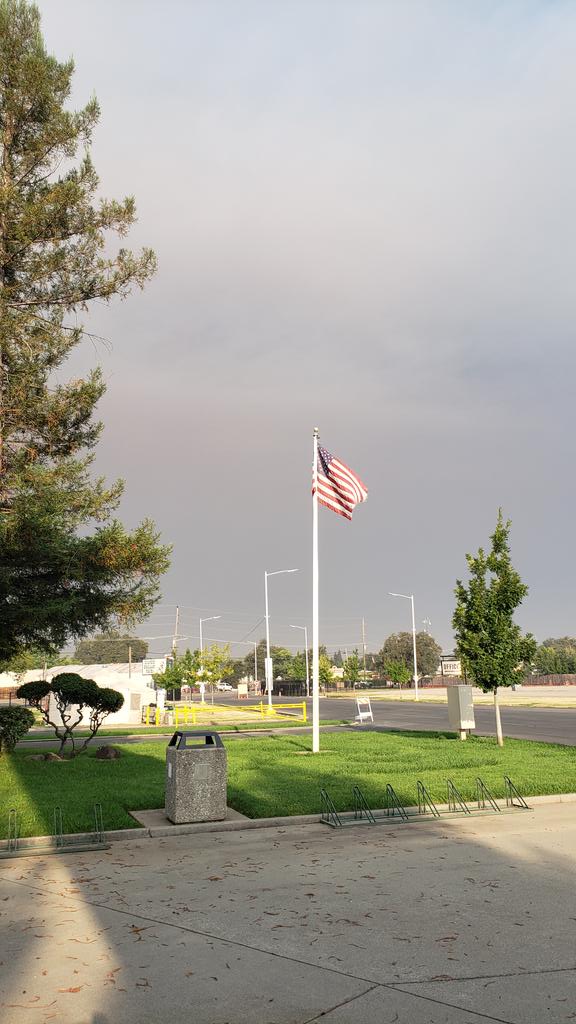 CALFIRE_ButteCo's tweet photo. There is quite a bit of smoke and ash in the air in Butte County. Most of it is drifting into the county from fires elsewhere. Our three most active fires in #ButteCounty are burning far away from any homes or residents. https://t.co/jFPysYVdNs
