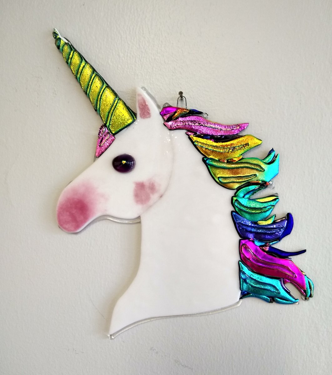 I made a Unicorn head out of glass that I'm pleased with. Oh well.