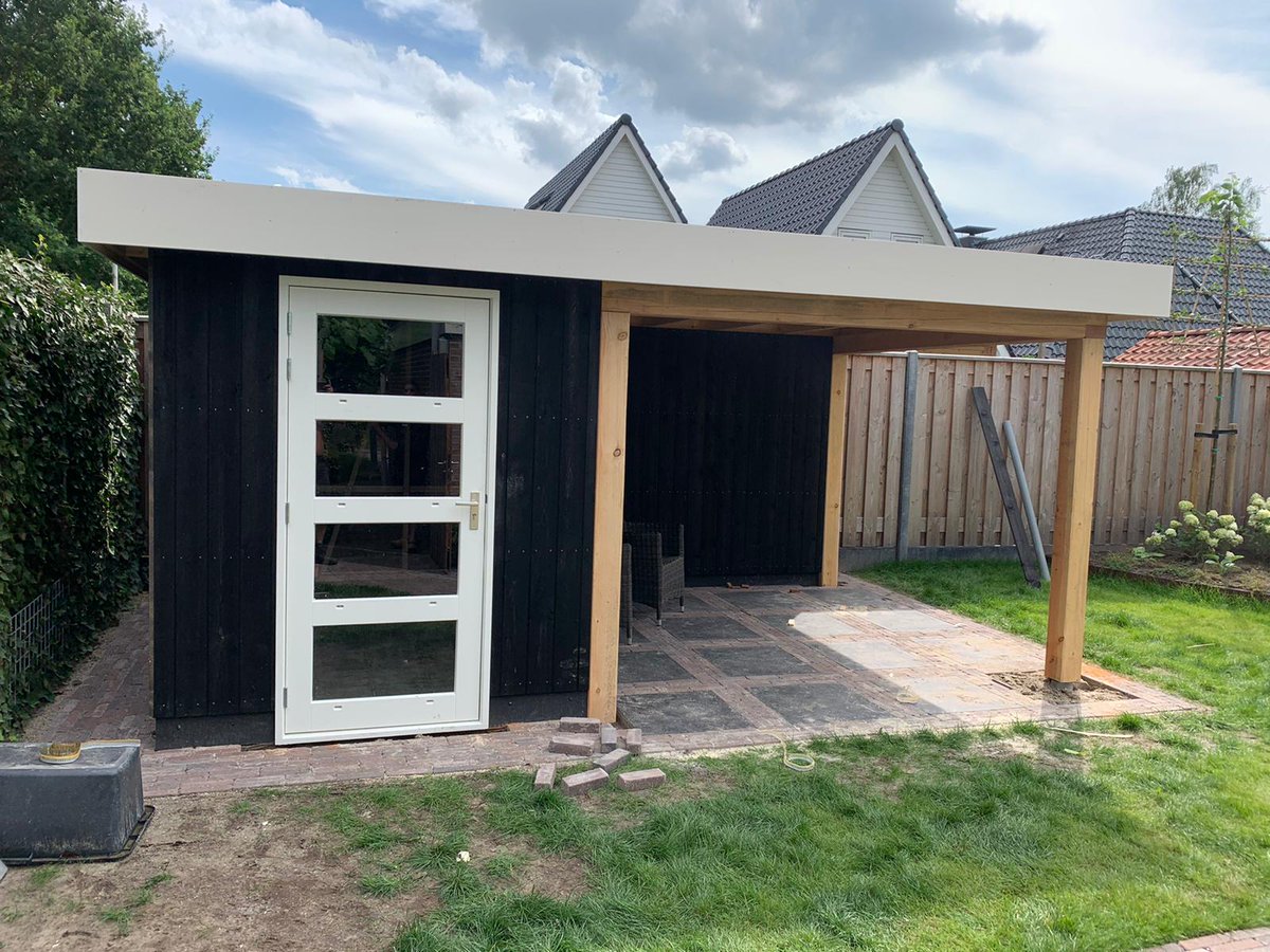 eddy (@schuurtjebouwer) on Twitter photo Vandaag geplaatst te #eastemar mooie #luxe #berging met #veranda klaar voor dakdekker <a href="/eddydevries30/">Eddy de Vries</a>
<a href="/HoutbouwdeVries/">Houtbouw de Vries</a> Vandaag geplaatst te #eastemar mooie #luxe #berging met #veranda klaar voor dakdekker <a href="/eddydevries30/">Eddy de Vries</a>
<a href="/HoutbouwdeVries/">Houtbouw de Vries</a>