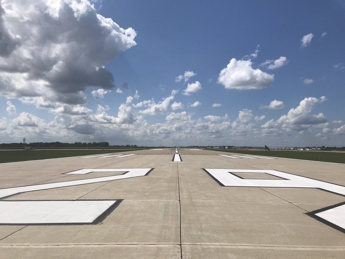 FlyCIRA's tweet photo. Ready for flights with a pretty new paint job and blue skies above! #flycira #ReadySetCIRA #NationalAviationDay ✈️ https://t.co/VgK1LezoAG