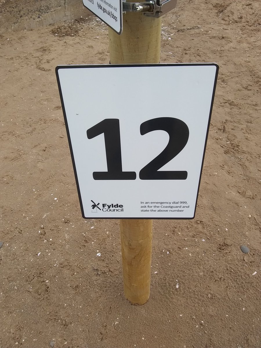 BainbridgeD1's tweet photo. #Bingo #Numberwalks moved to St Anne's and Lytham @fyldecouncil for the day and came across this, one and two number twelve (12 Monkeys Cousin). #StaySafe #SocialDistancing #WearAMask https://t.co/8PJu42FWFT