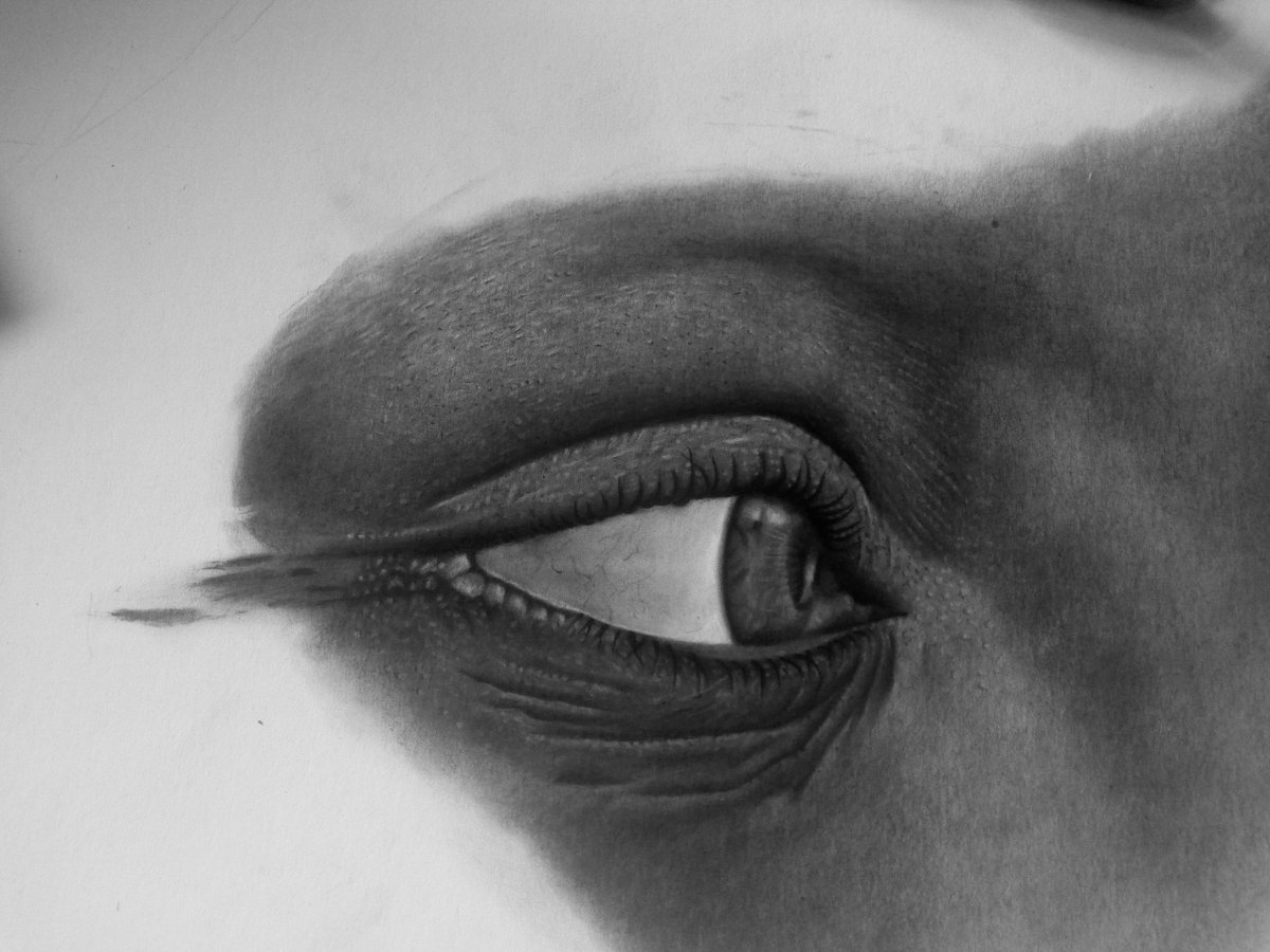 mrbeautifier's tweet photo. The beginning... New art #pencildrawing
#flowembassy #classicportrait🏆🏆🏆
#artcollectors #artist #arinzestanley #kelvinokafor #nigeria #bbnaija https://t.co/KeQ6Rnso6a