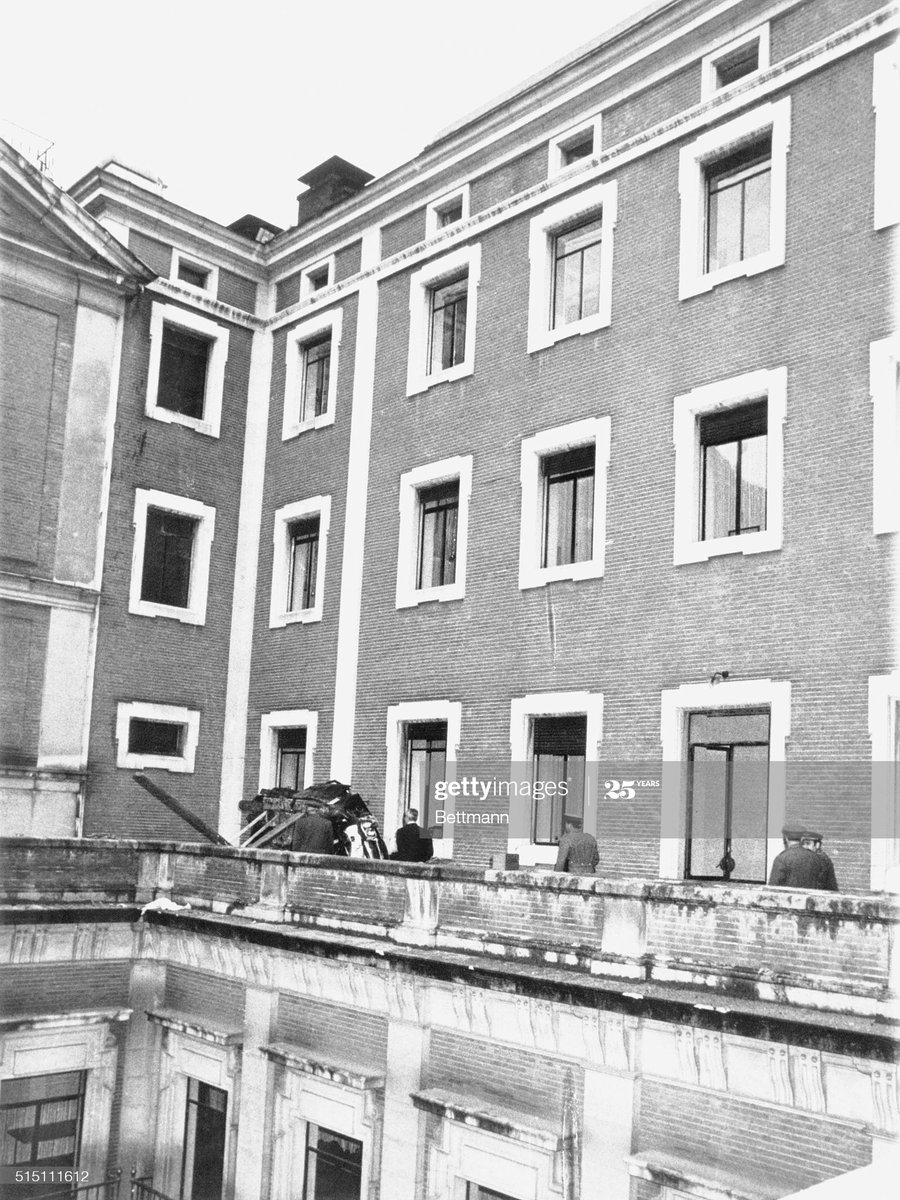 ETA detonated the explosives just as Carrero Blanco's car passed over, sending the Dodge 3700 Gt weighing almost 1800 kg flying up & over 5-story building, instantly killing the PM49/