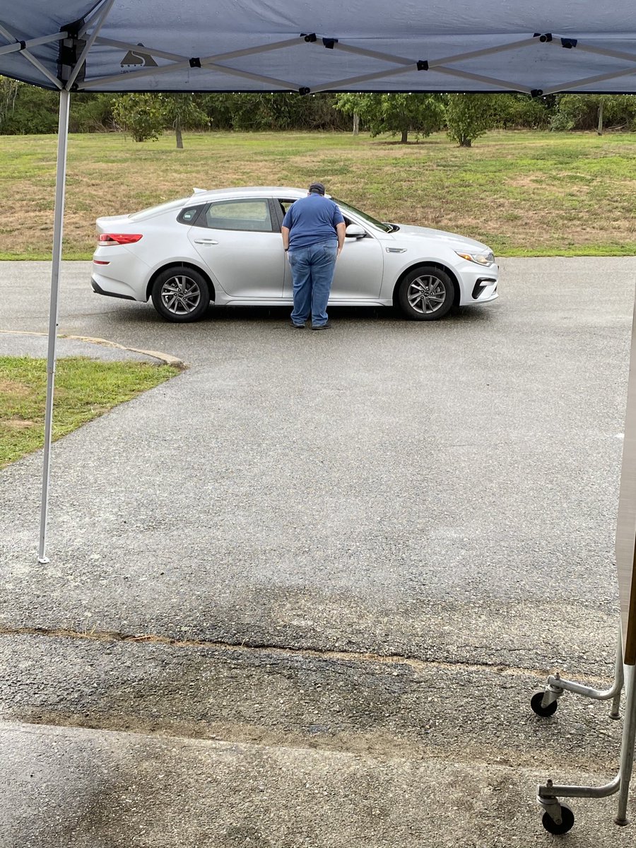 Mother Nature, can’t stop our 2021 IT CB rollout for PSD families! Hopefully our next roll out date has better weather! ⁦<a href="/HathawaySchool/">Hathaway School</a>⁩ ⁦<a href="/MelvilleSchool/">Melville School</a>⁩ ⁦@PmsPatriots⁩ ⁦<a href="/PortsmouthHS_RI/">Portsmouth HS</a>⁩ ⁦<a href="/psd_ri/">Portsmouth Schools</a>⁩