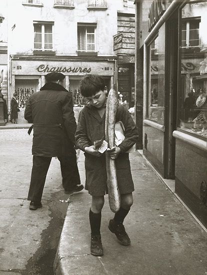 MF_Hutin's tweet photo. Août 2020 - tour du quartier - 20 boulangeries fermées... Merci aux législateurs pr la suppression de la réglementation concernant la fermeture annuelle des #boulangeries... 🥖 🥐 #Paris #Boulanger #Pain #Reglementation #PoliceAdministrative #Maire #Mairie https://t.co/jeWrdgkH6w